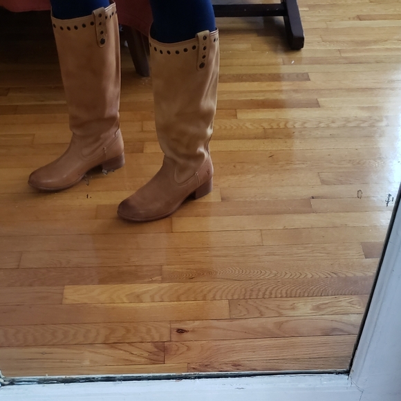 Frye pull on boots - Picture 5 of 6